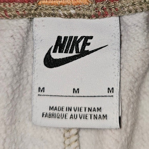 Nike A.I.R. Artist in Residence‎ Cody Hudson Graphic Shorts - Kids Size M - Picture 4 of 6